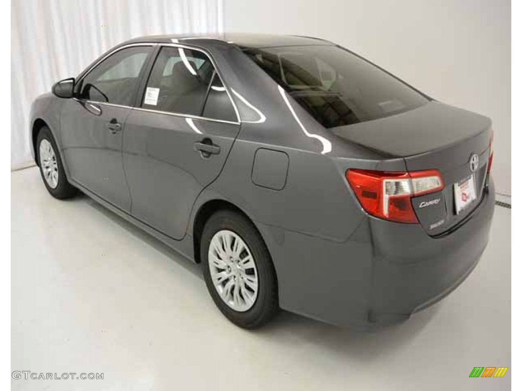2013 Camry L - Magnetic Gray Metallic / Ash photo #24