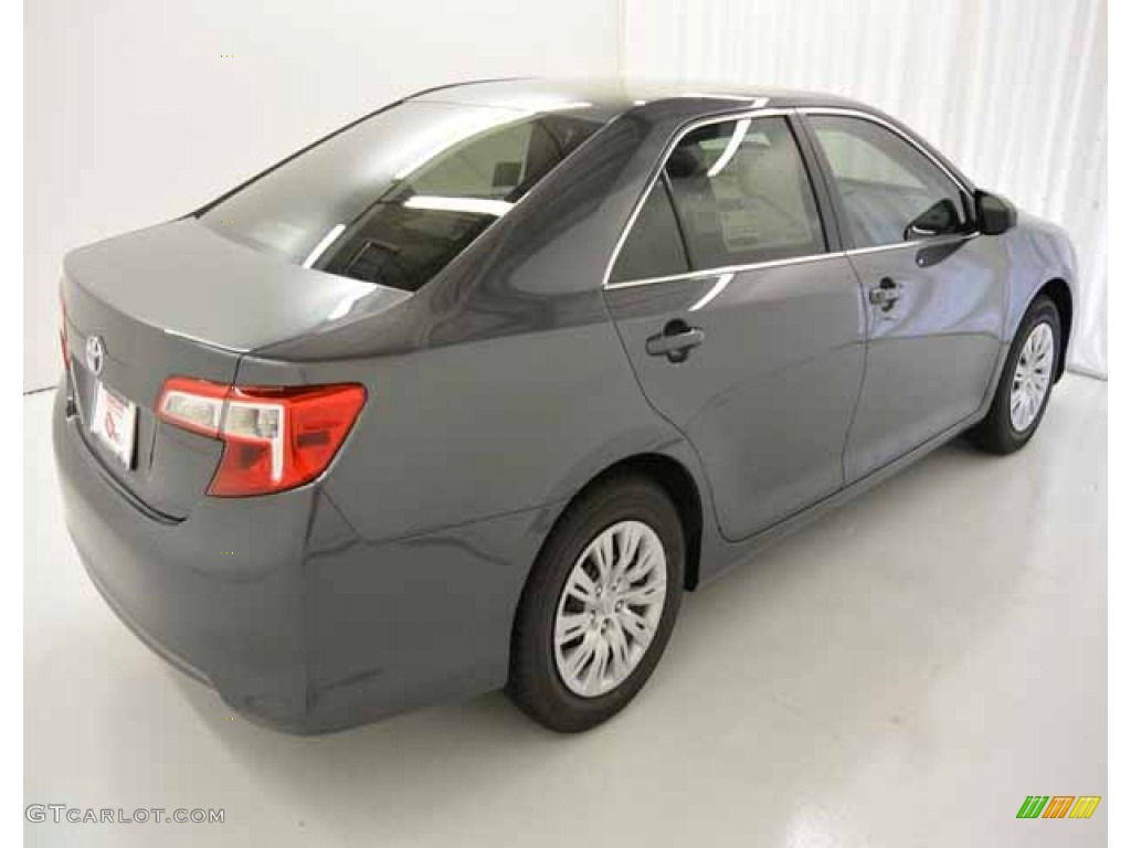 2013 Camry L - Magnetic Gray Metallic / Ash photo #26