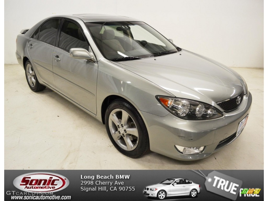 2005 Camry SE V6 - Mineral Green Opalescent / Fawn photo #1