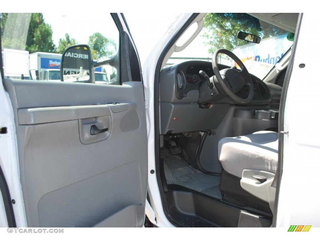 2008 E Series Van E350 Super Duty XL Passenger 4x4 - Oxford White / Medium Flint photo #8