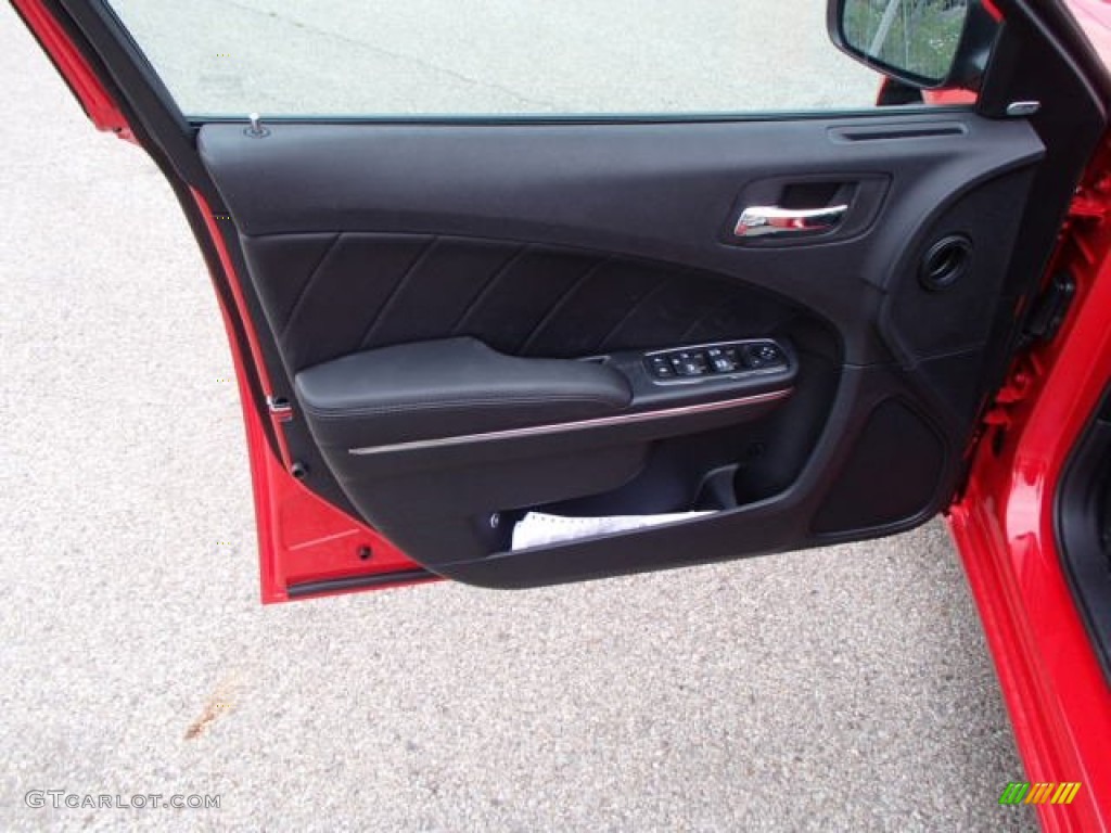 2013 Dodge Charger R/T AWD Black Door Panel Photo #83392240 | GTCarLot.com