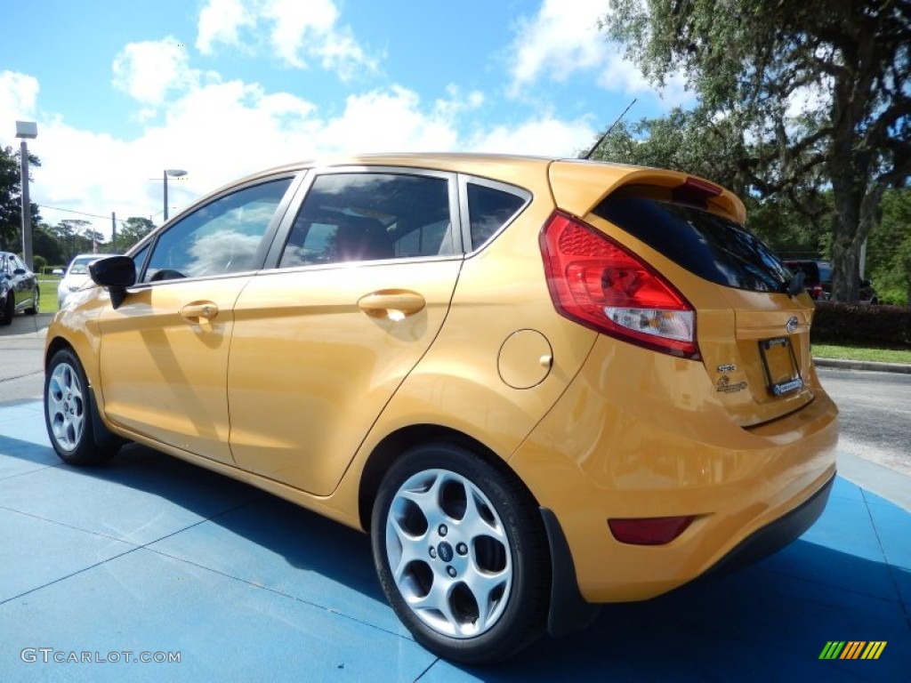 2011 Fiesta SES Hatchback - Yellow Blaze Metallic Tri-Coat / Charcoal Black/Blue Cloth photo #3