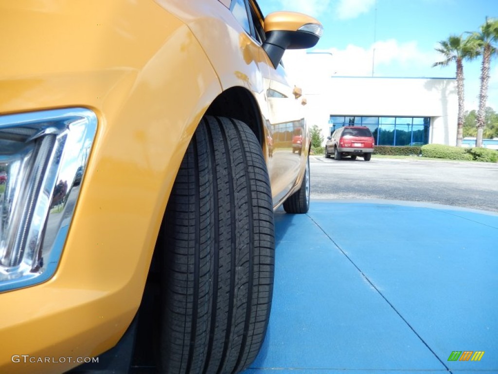 2011 Fiesta SES Hatchback - Yellow Blaze Metallic Tri-Coat / Charcoal Black/Blue Cloth photo #12
