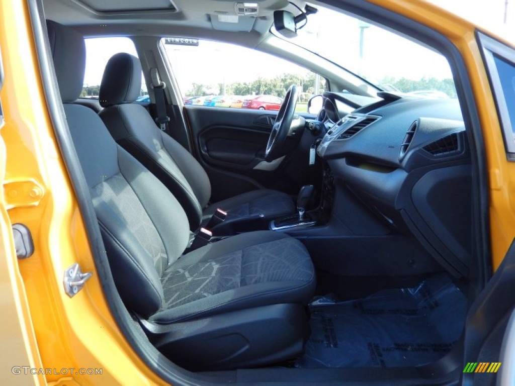 2011 Fiesta SES Hatchback - Yellow Blaze Metallic Tri-Coat / Charcoal Black/Blue Cloth photo #18