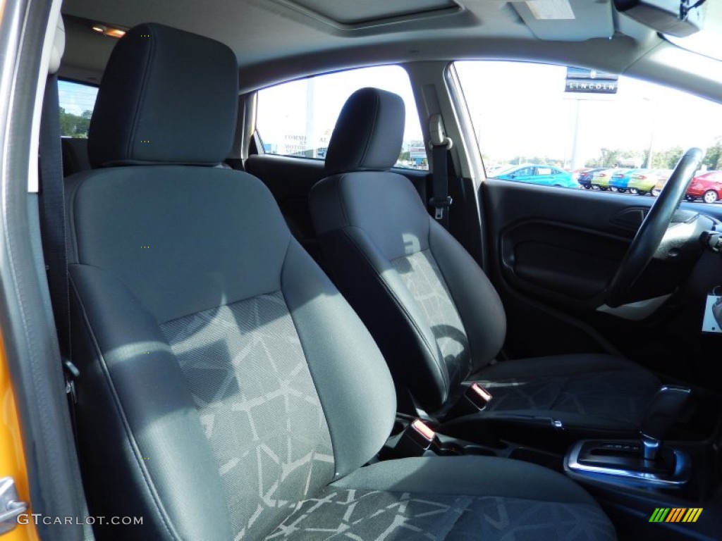 2011 Fiesta SES Hatchback - Yellow Blaze Metallic Tri-Coat / Charcoal Black/Blue Cloth photo #19