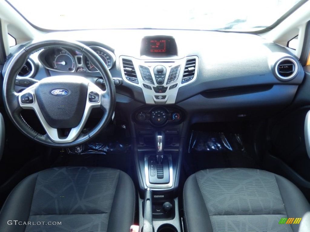 2011 Fiesta SES Hatchback - Yellow Blaze Metallic Tri-Coat / Charcoal Black/Blue Cloth photo #21