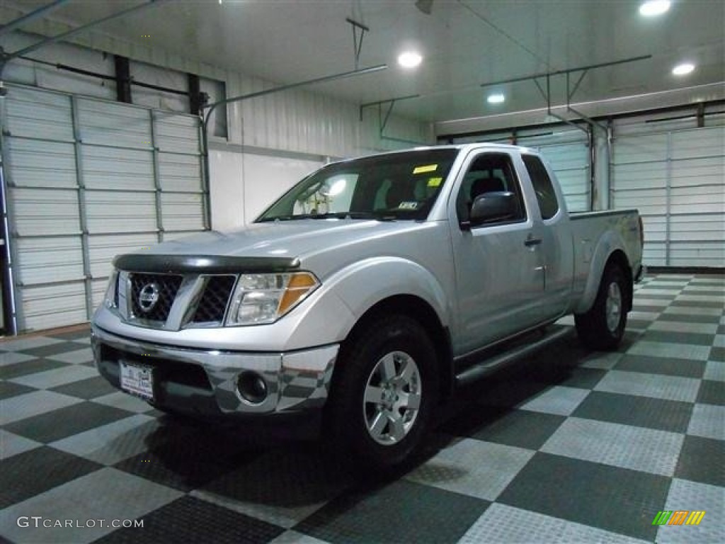2005 Frontier Nismo King Cab - Radiant Silver Metallic / Nismo Charcoal photo #3