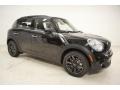 Absolute Black - Cooper S Countryman Photo No. 2