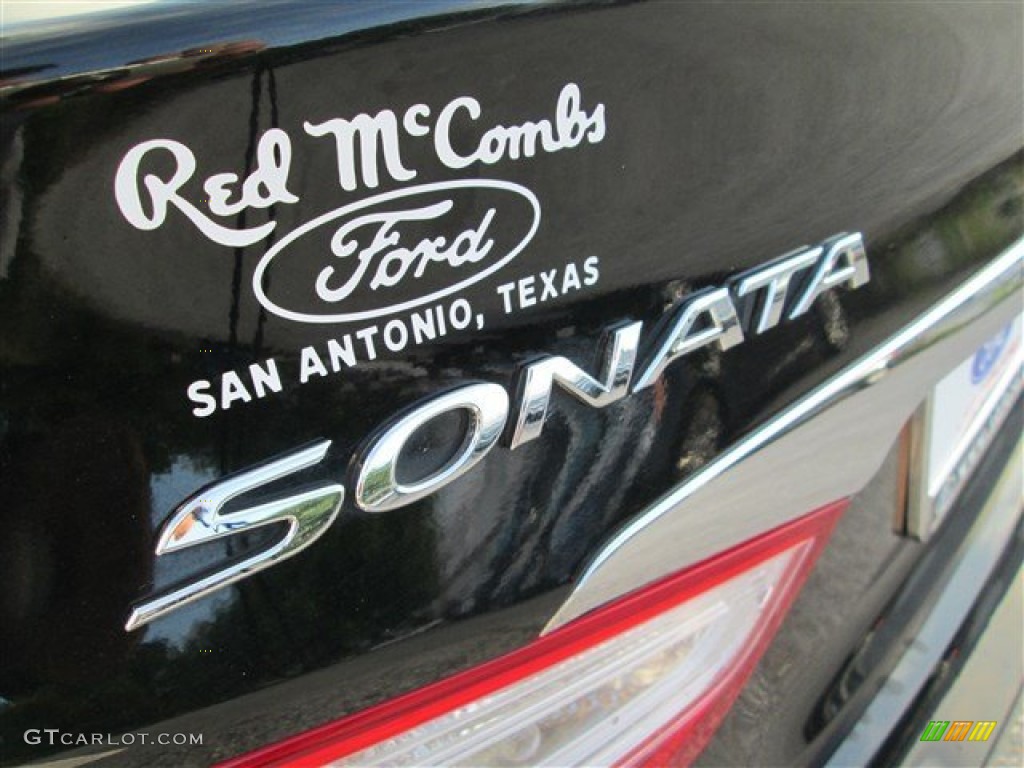2011 Sonata Limited - Midnight Black / Gray photo #6