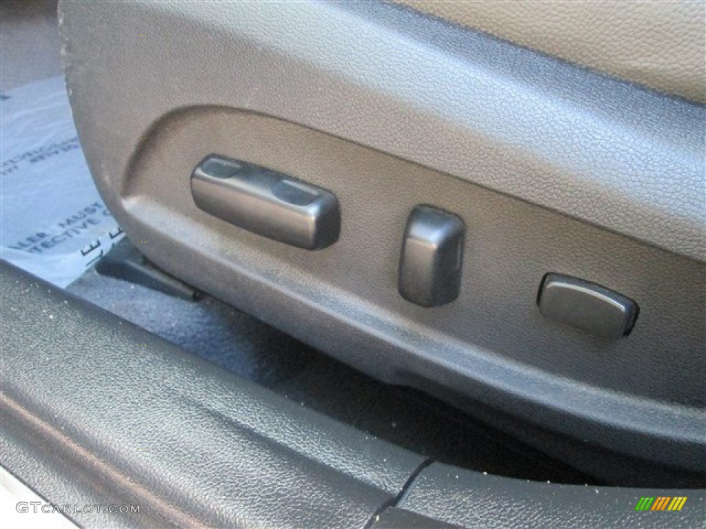 2011 Sonata Limited - Midnight Black / Gray photo #12