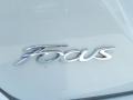 Oxford White - Focus SE Hatchback Photo No. 4
