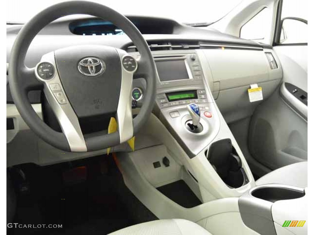 2013 Toyota Prius Three Hybrid Interior Color Photos
