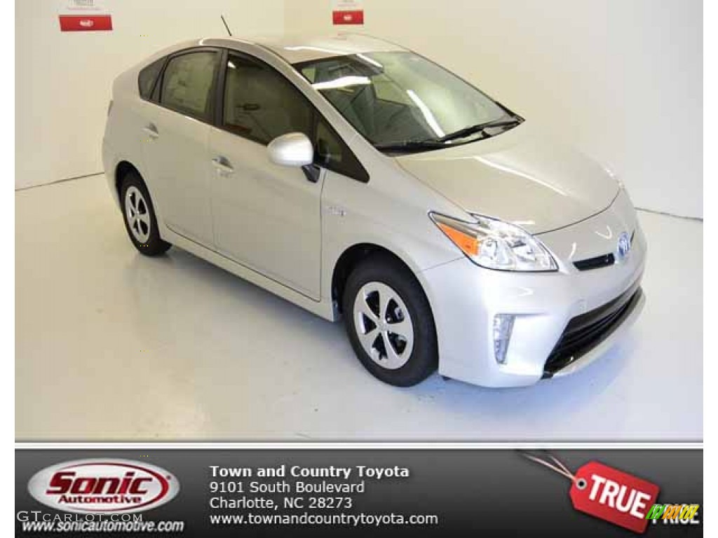 2013 Prius Three Hybrid - Classic Silver Metallic / Misty Gray photo #1