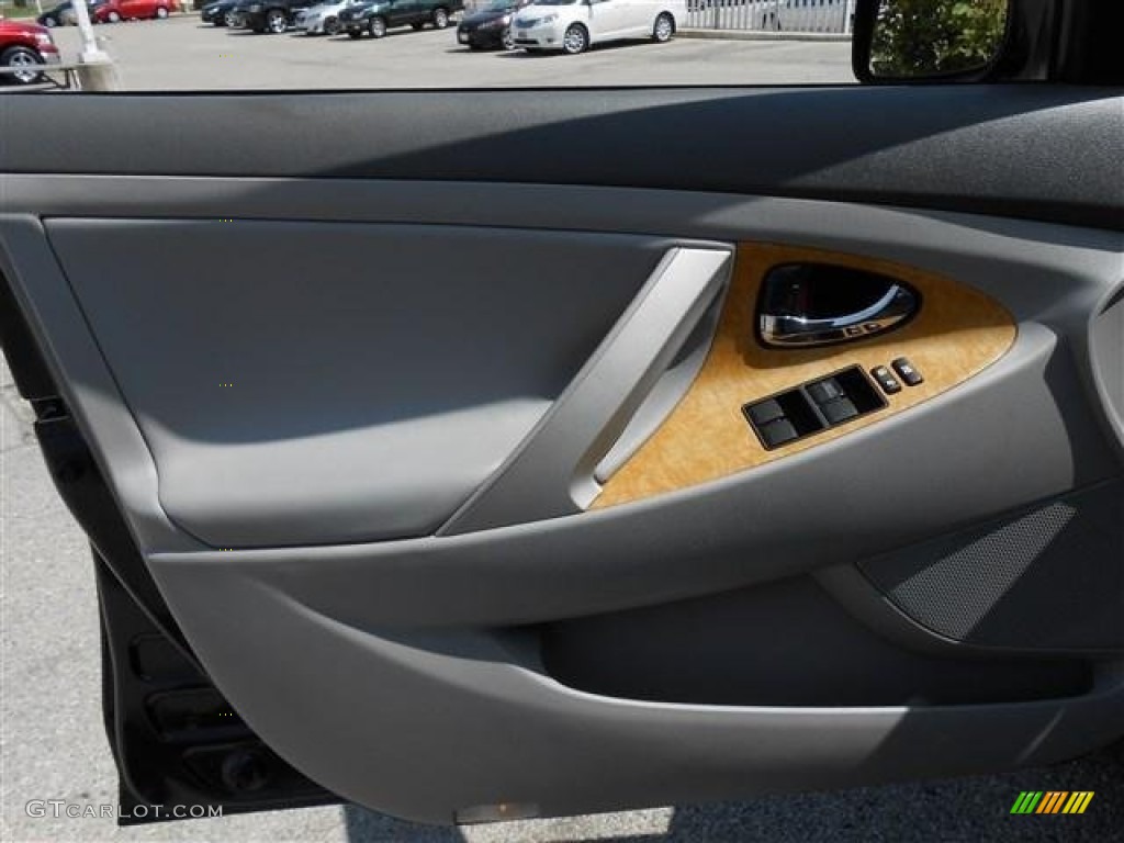 2007 Camry XLE - Black / Ash photo #7