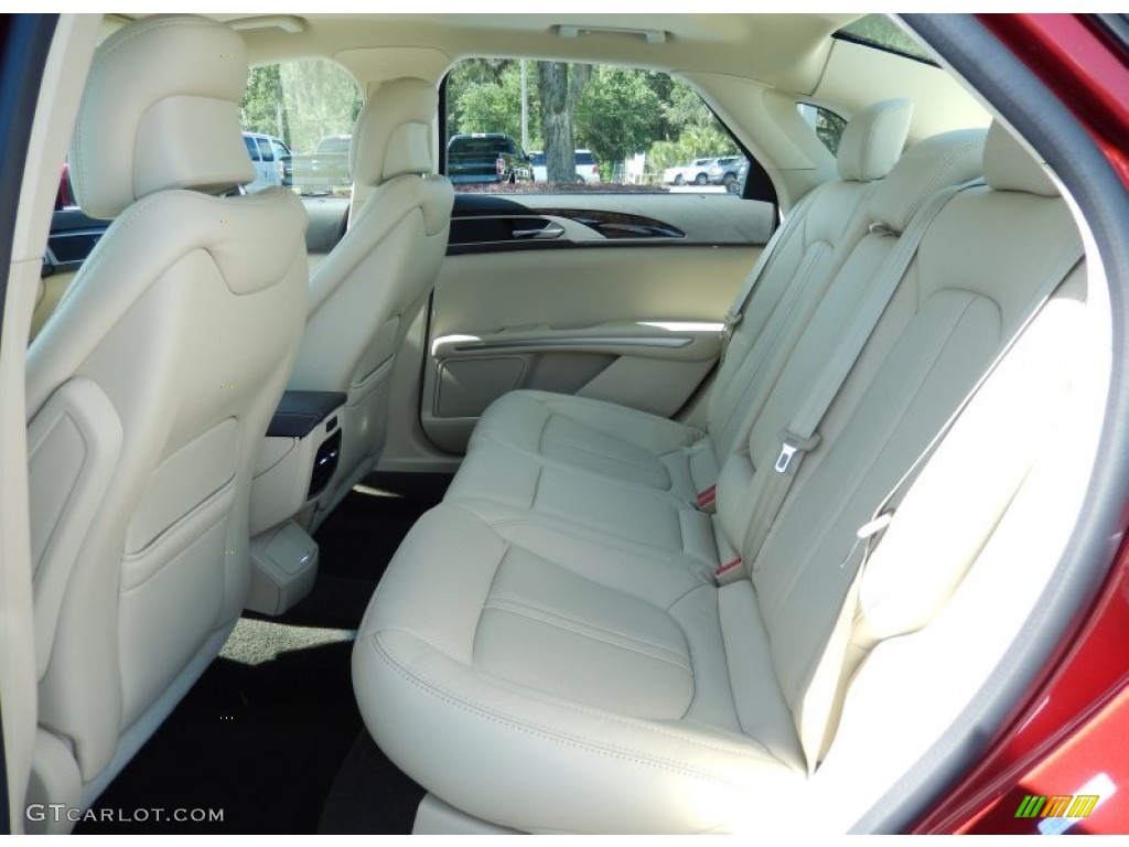 2013 Lincoln MKZ 3.7L V6 FWD Rear Seat Photo #83403202