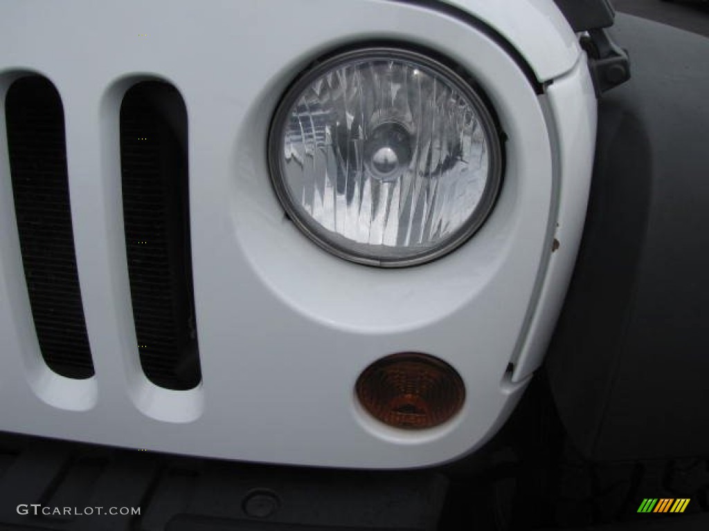 2011 Wrangler Sport 4x4 - Bright White / Black photo #9