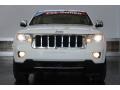 Stone White - Grand Cherokee Overland Photo No. 8