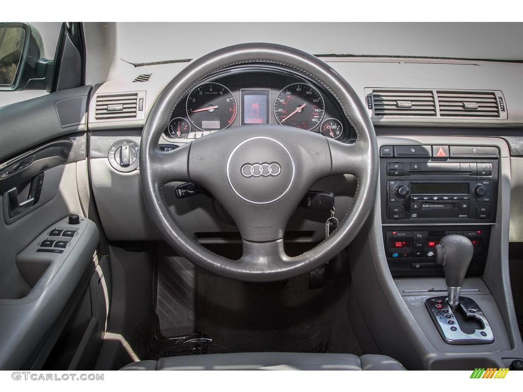 2005 Audi A4 1.8T quattro Sedan Grey Steering Wheel Photo #83413918