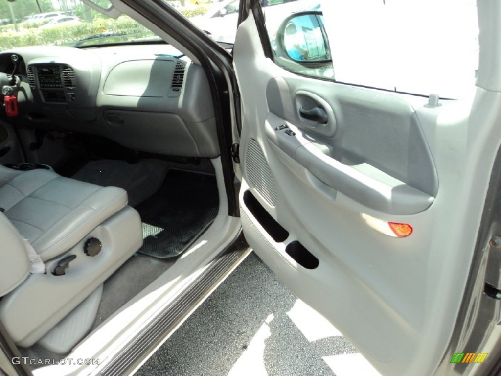 2002 F150 Lariat SuperCab - Dark Shadow Grey Metallic / Medium Graphite photo #19