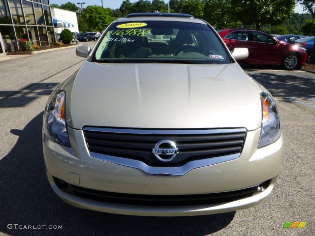 2009 Altima 2.5 SL - Sonoran Sand Metallic / Blond photo #8