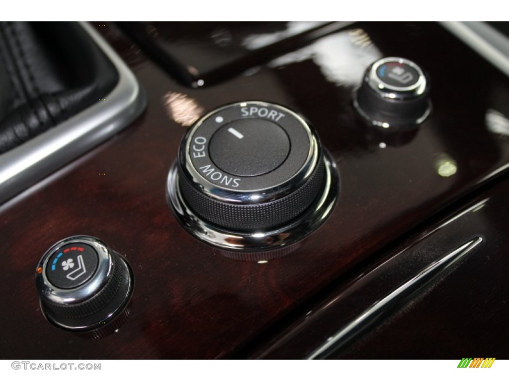 2013 Infiniti M 37 Sedan Controls Photo #83419048