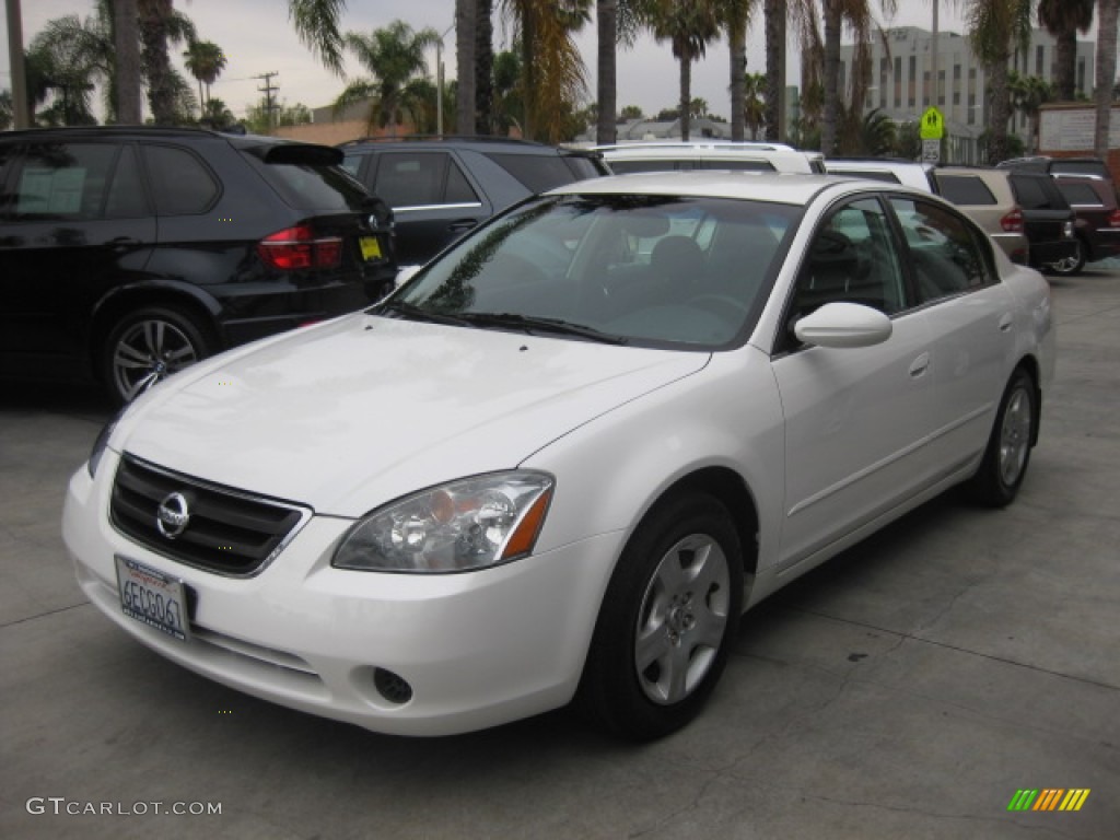 2003 Altima 2.5 S - Cloud White / Charcoal photo #4