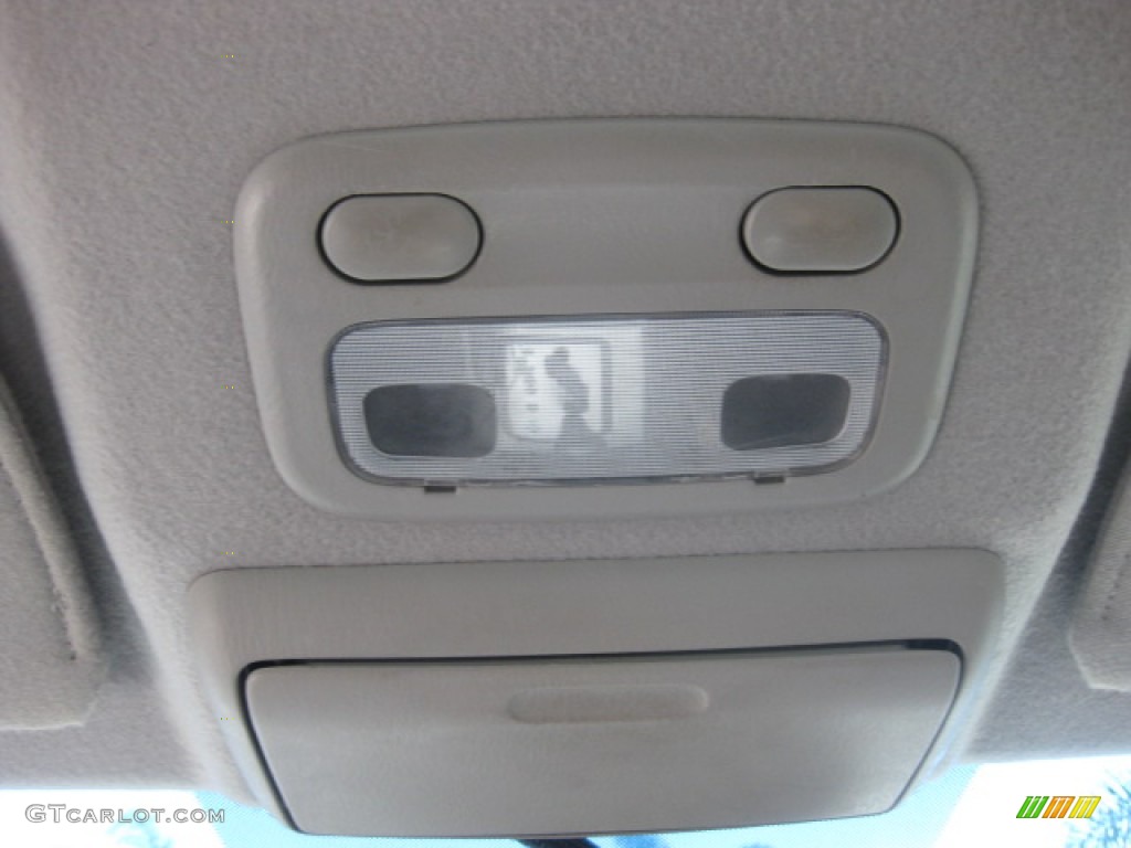 2003 Altima 2.5 S - Cloud White / Charcoal photo #13