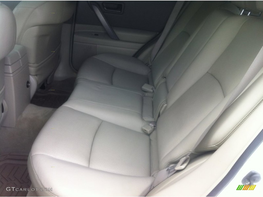 2005 FX 35 AWD - Ivory Pearl White / Willow photo #27