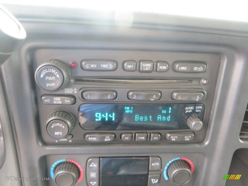 2006 GMC Sierra 3500 SLE Crew Cab 4x4 Dually Audio System Photos