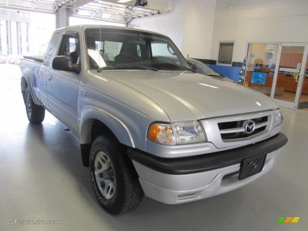 Silver Metallic 2004 Mazda B-Series Truck B3000 Cab Plus Exterior Photo #83431501