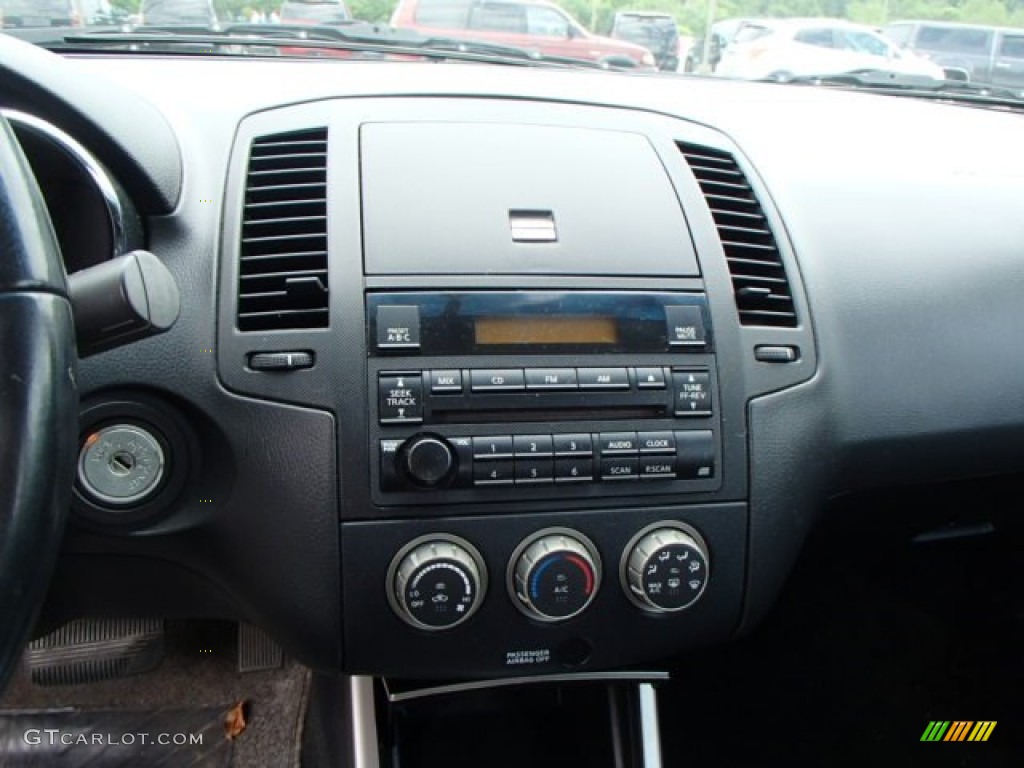 2006 Altima 2.5 S Special Edition - Sheer Silver Metallic / Charcoal photo #11