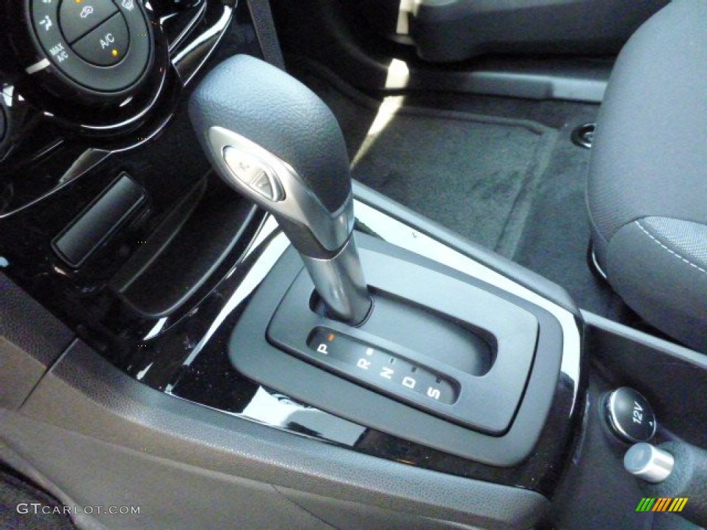 2014 Ford Fiesta SE Sedan 6 Speed Automatic Transmission Photo #83433472