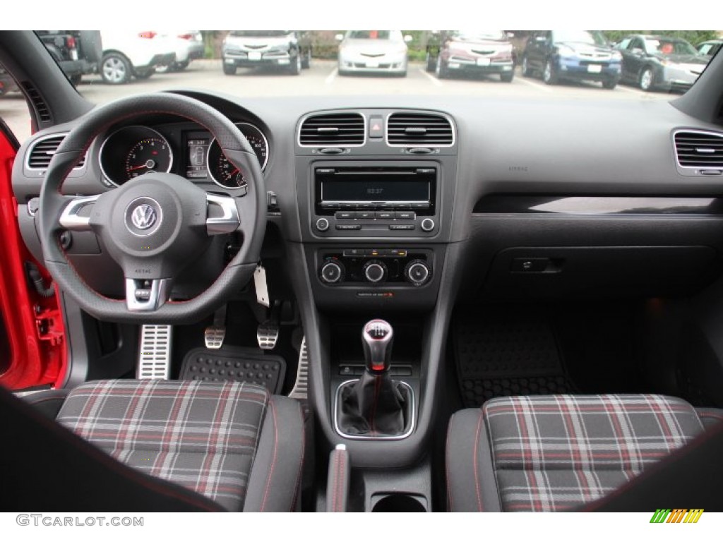 2012 Volkswagen GTI 2 Door Interlagos Plaid Cloth Dashboard Photo #83434783