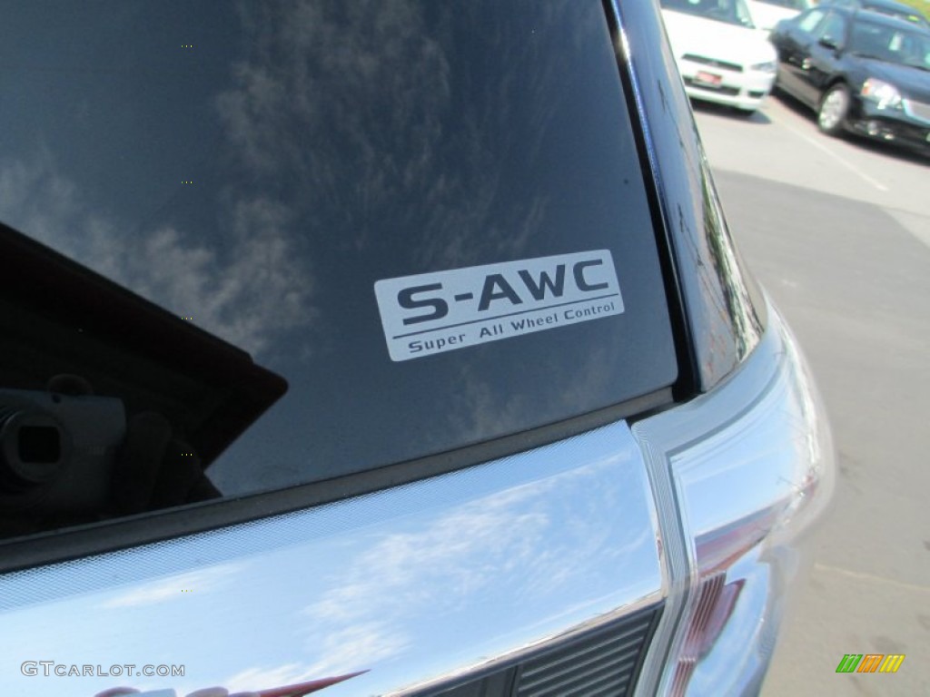 2014 Mitsubishi Outlander SE S-AWC Marks and Logos Photo #83435668