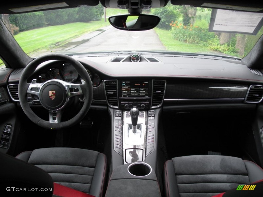 2013 Porsche Panamera GTS Black Dashboard Photo #83436118