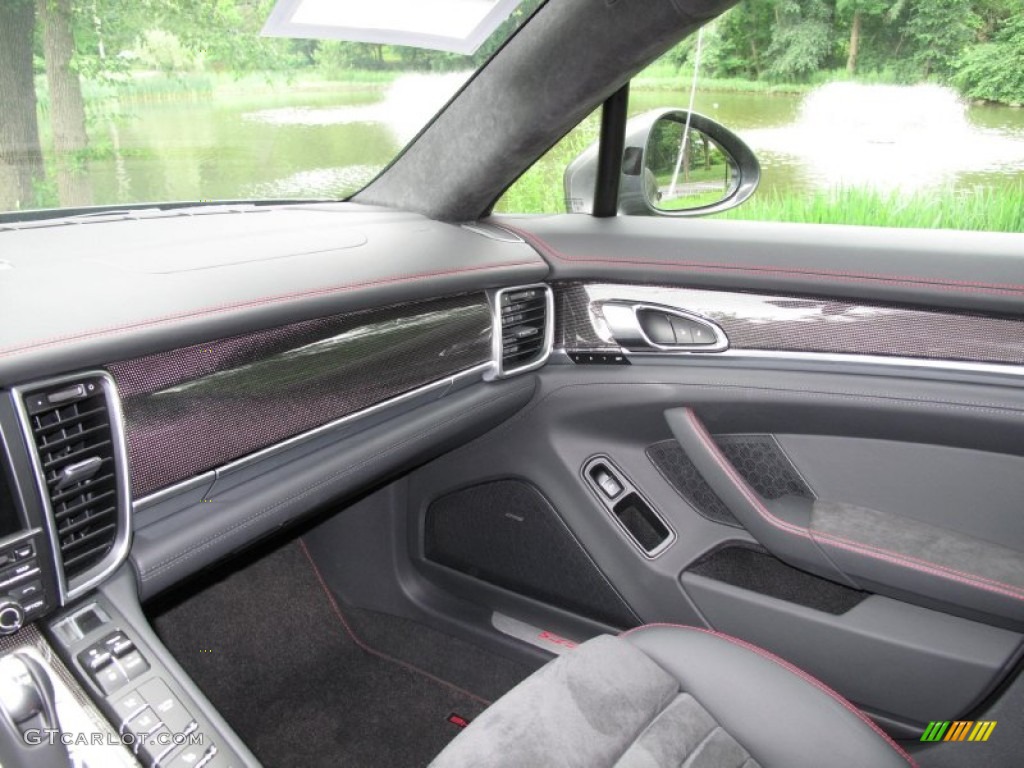 Black Interior 2013 Porsche Panamera GTS Photo #83436349