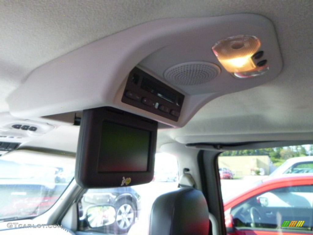 2002 Venture  - Galaxy Silver Metallic / Medium Gray photo #10