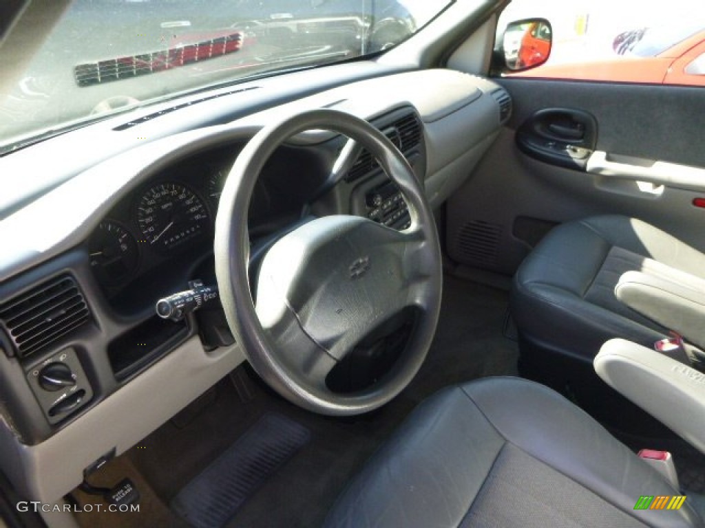 2002 Venture  - Galaxy Silver Metallic / Medium Gray photo #13