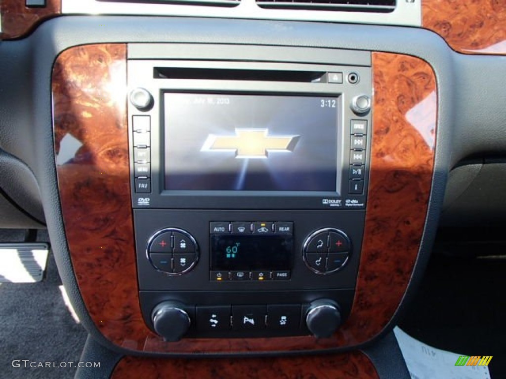 2014 Chevrolet Suburban LTZ 4x4 Controls Photo #83438537