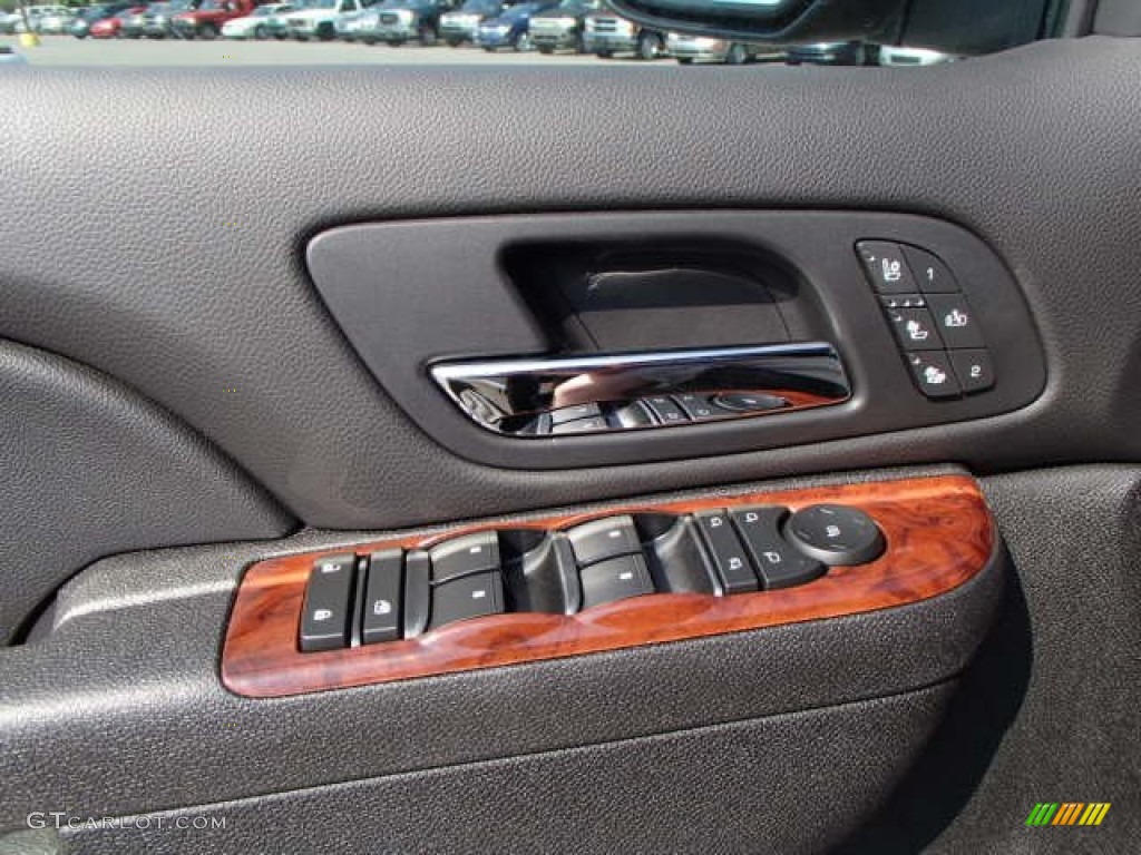 2014 Chevrolet Suburban LTZ 4x4 Controls Photo #83438623