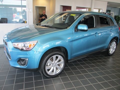 2013 Mitsubishi Outlander Sport SE 4WD Data, Info and Specs