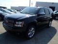 Black - Tahoe LS 4x4 Photo No. 4