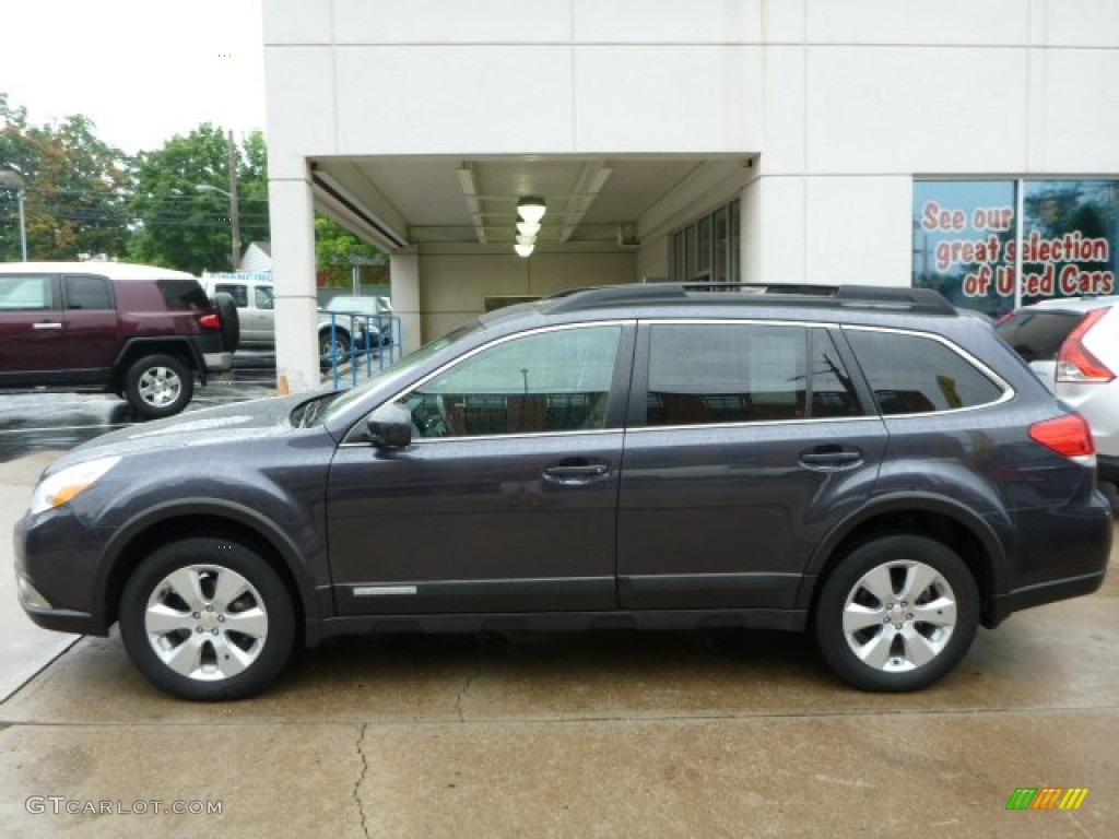 2011 Outback 2.5i Limited Wagon - Graphite Gray Metallic / Off Black photo #2