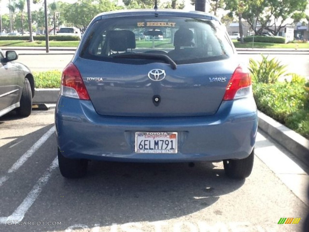 2009 Yaris 3 Door Liftback - Bayou Blue Pearl / Dark Charcoal photo #3