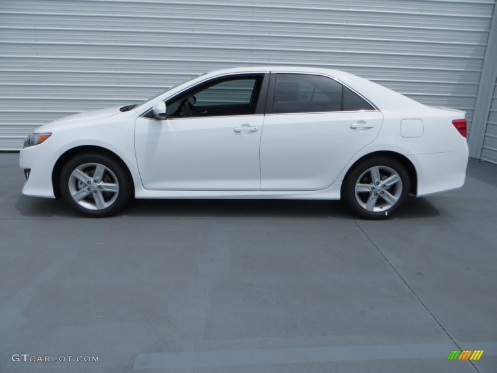 2013 Camry SE - Super White / Black photo #6