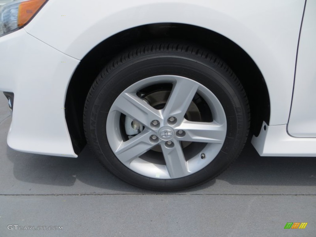 2013 Camry SE - Super White / Black photo #12