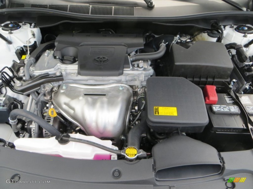 2013 Camry SE - Super White / Black photo #16