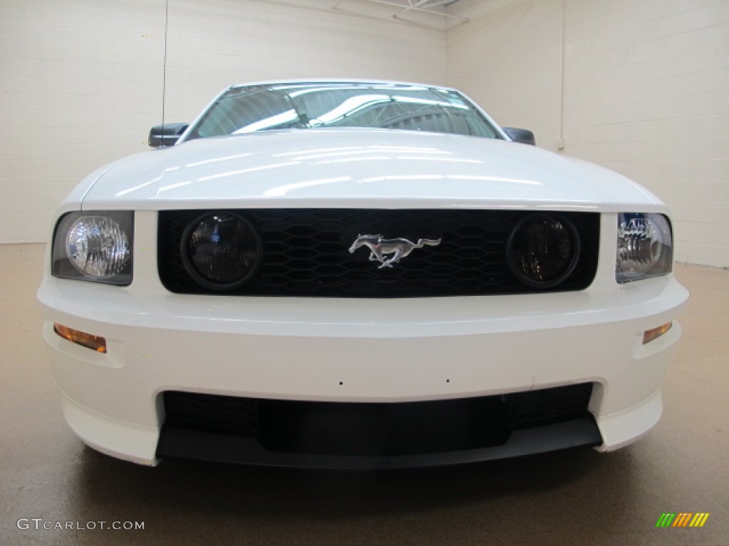 2007 Mustang GT/CS California Special Coupe - Performance White / Black/Dove Accent photo #3