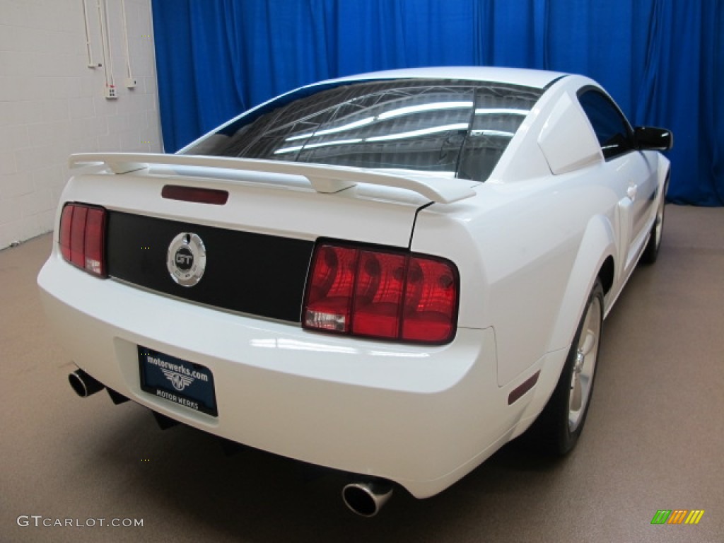 2007 Mustang GT/CS California Special Coupe - Performance White / Black/Dove Accent photo #9