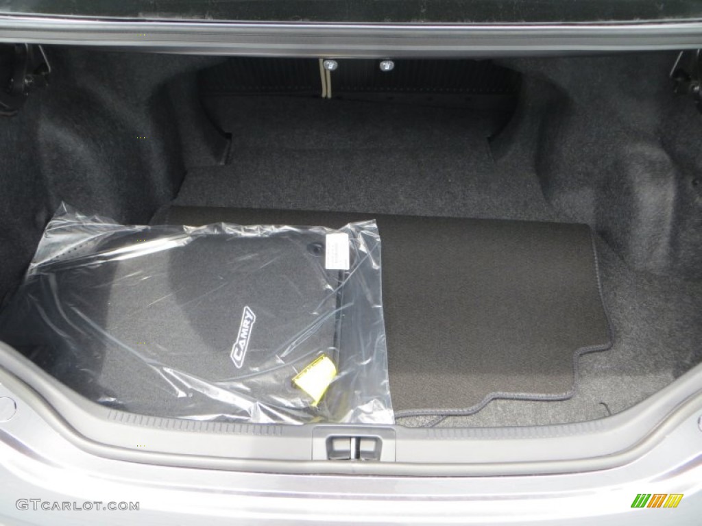 2013 Camry LE - Magnetic Gray Metallic / Ivory photo #20